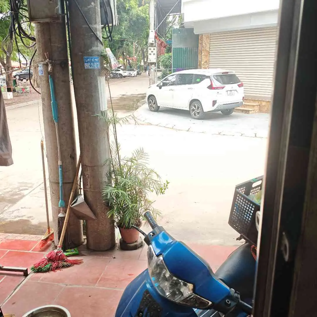 Cô Hà Thiện